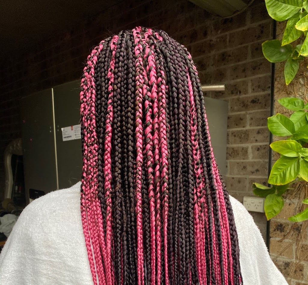 Hair braids by Somah | 1/32 Robertson St, Coniston NSW 2500, Australia | Phone: 0432 820 649