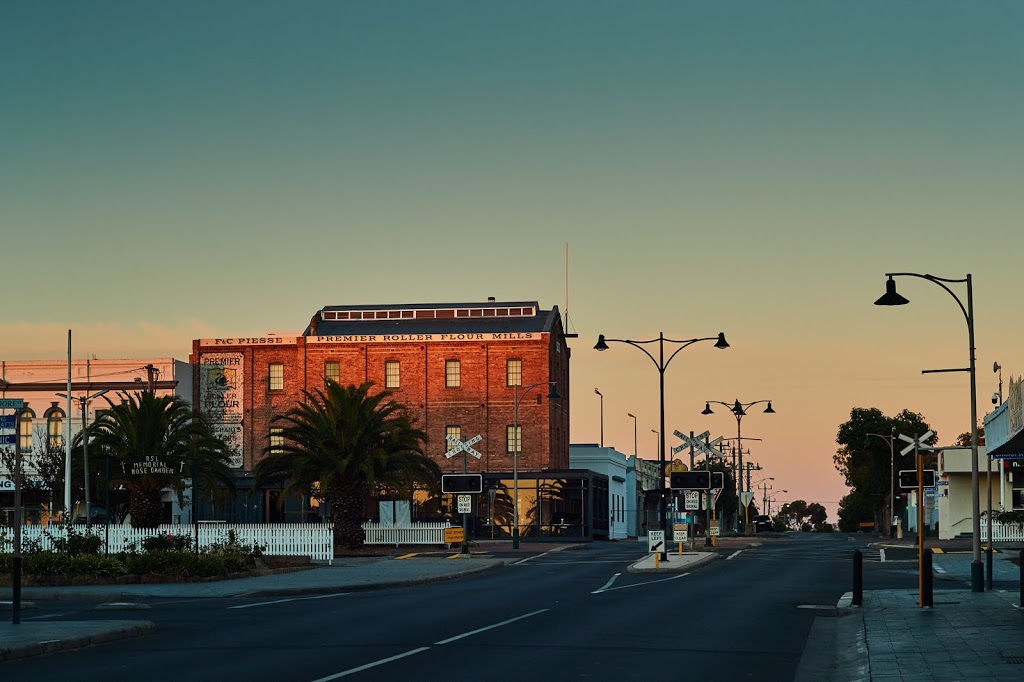 Premier Mill Hotel | lodging | Cnr of Clive Street &, Austral Terrace, Katanning WA 6317, Australia | 0865003950 OR +61 8 6500 3950