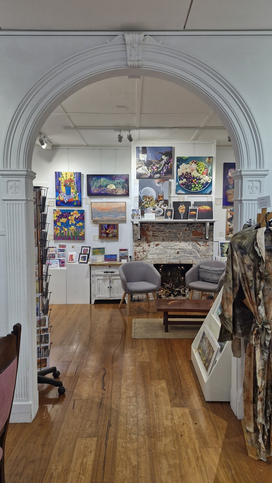 Art & Alchemy Gallery & Studio | 1282 Mount Dandenong Tourist Rd, Kalorama VIC 3766, Australia | Phone: (03) 9115 2721
