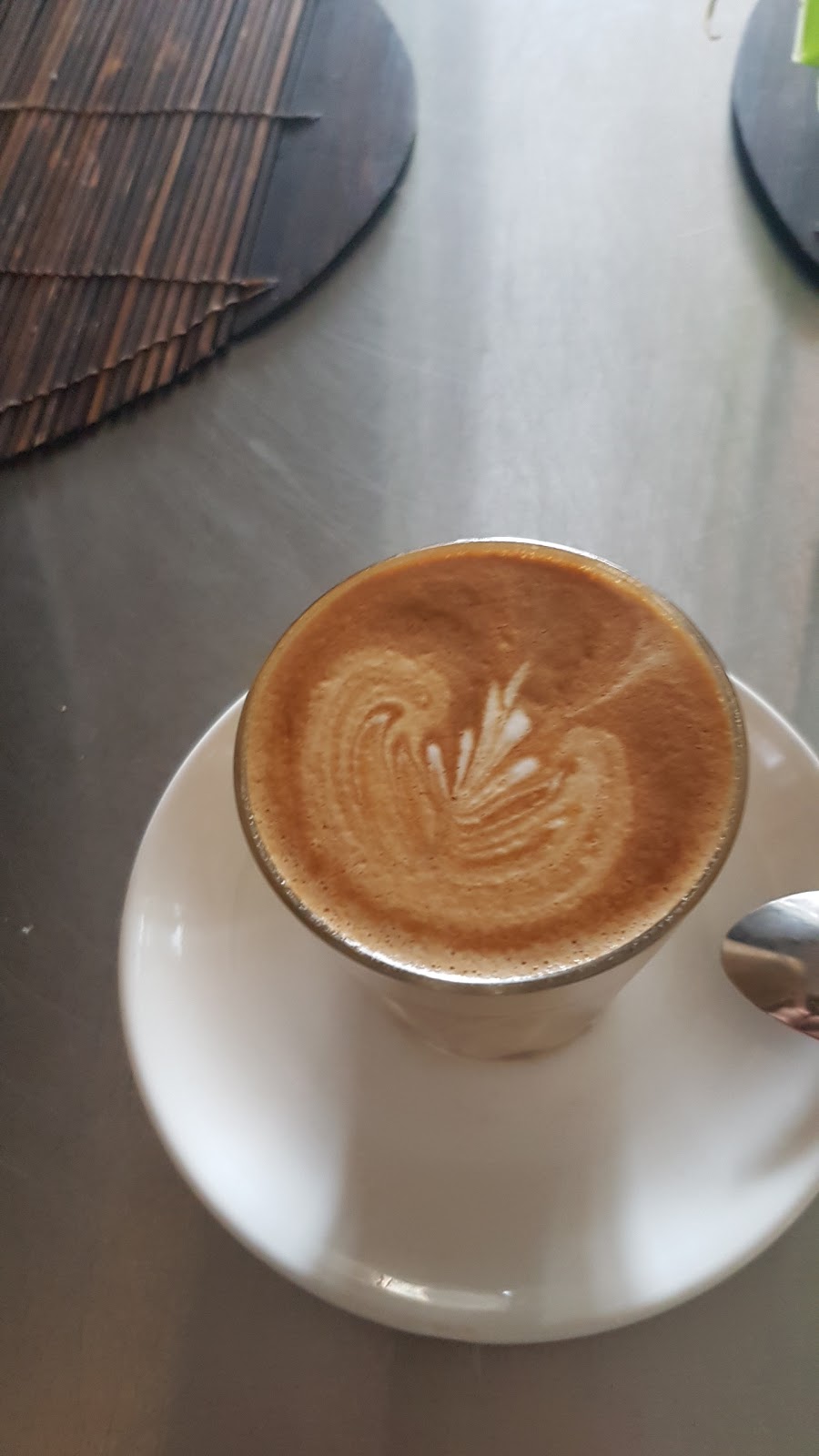 Knock on Wood Espresso | cafe | 12 C Nelson St, Rye VIC 3941, Australia | 0359859260 OR +61 3 5985 9260