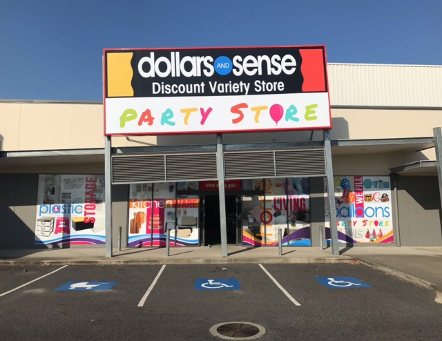 Dollars and Sense | home goods store | Red Hill Homemaker Centre, 414 Yaamba Rd, Norman Gardens QLD 4701, Australia | 0731543076 OR +61 7 3154 3076