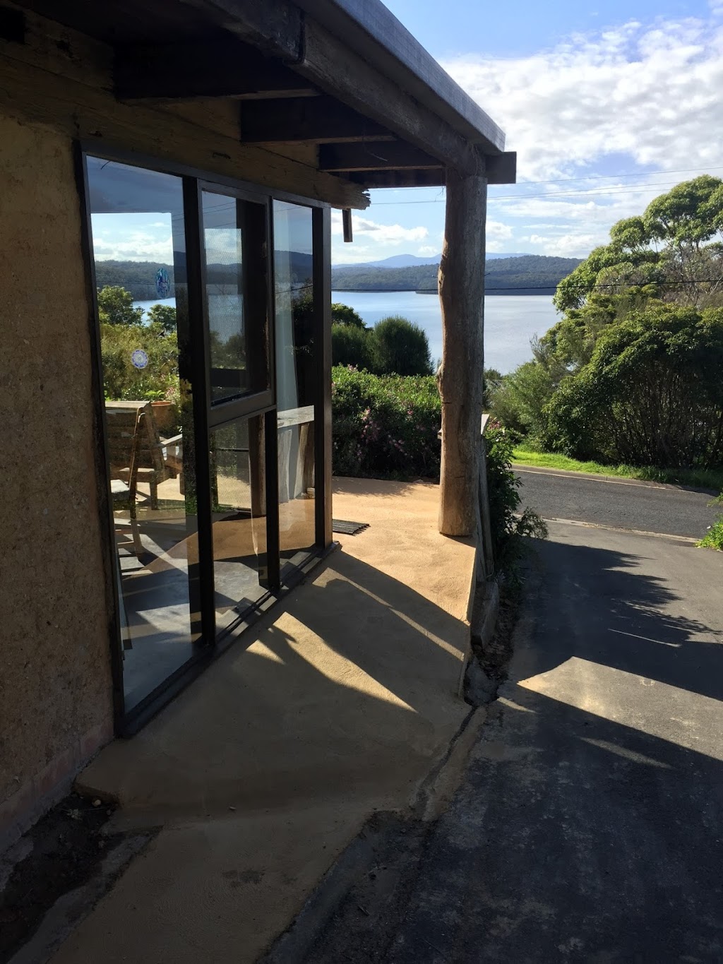 Adobe Abodes | lodging | 17/19 Karbeethong Ave, Mallacoota VIC 3892, Australia | 0499777968 OR +61 499 777 968