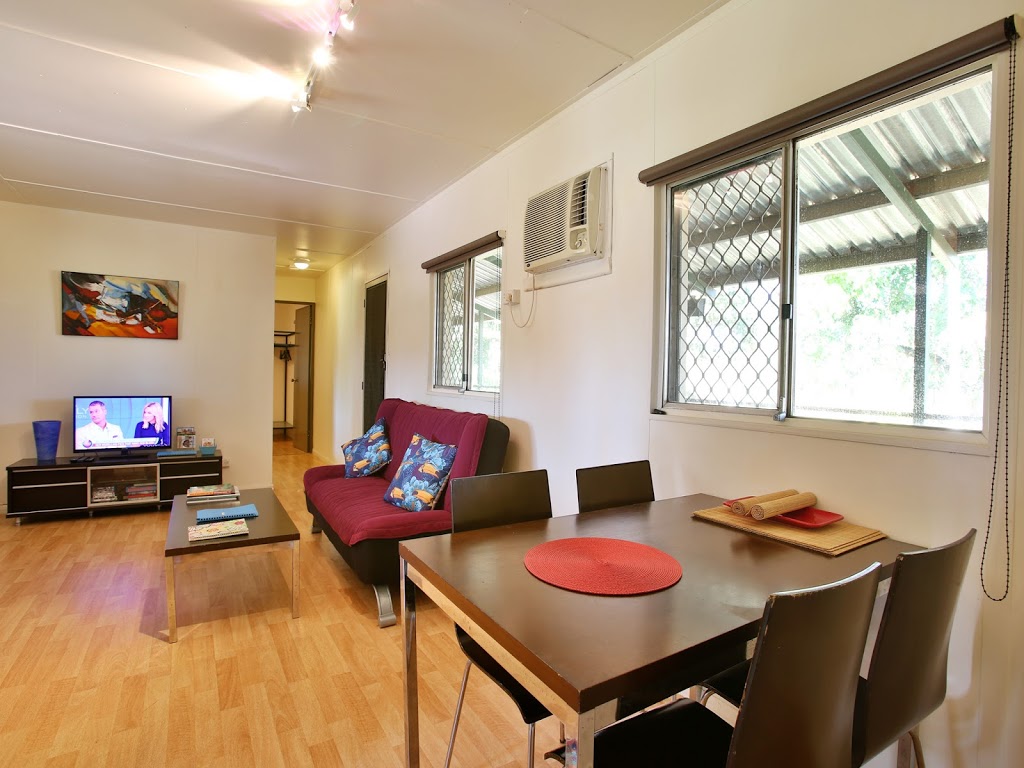 Berry Creek Bush Retreat | 5 McHenry Rd, Acacia Hills NT 0822, Australia | Phone: 0423 945 103