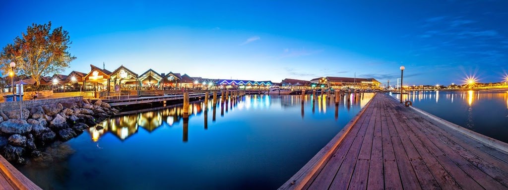 Sorrento Quay Hillarys Boat Harbour | shopping mall | 58 Southside Dr, Hillarys WA 6025, Australia | 0892461042 OR +61 8 9246 1042