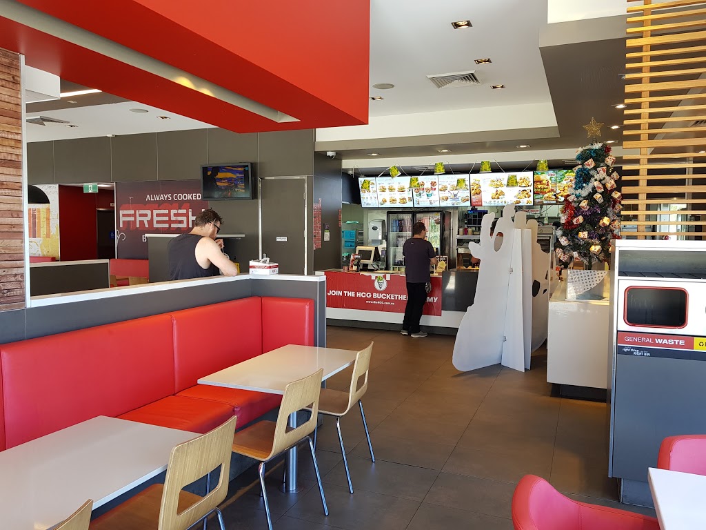 KFC St Clair | meal takeaway | 249 Banks Dr, St Clair NSW 2759, Australia | 0298341250 OR +61 2 9834 1250