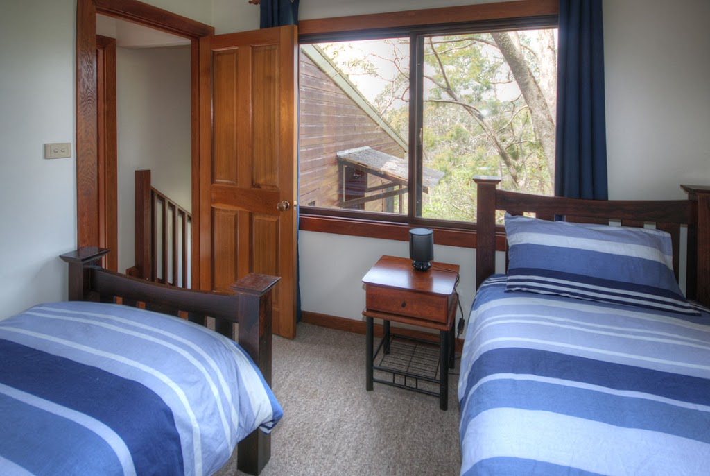 Glendell Cottage | 45 Dell St, Blackheath NSW 2785, Australia | Phone: (02) 4787 8231