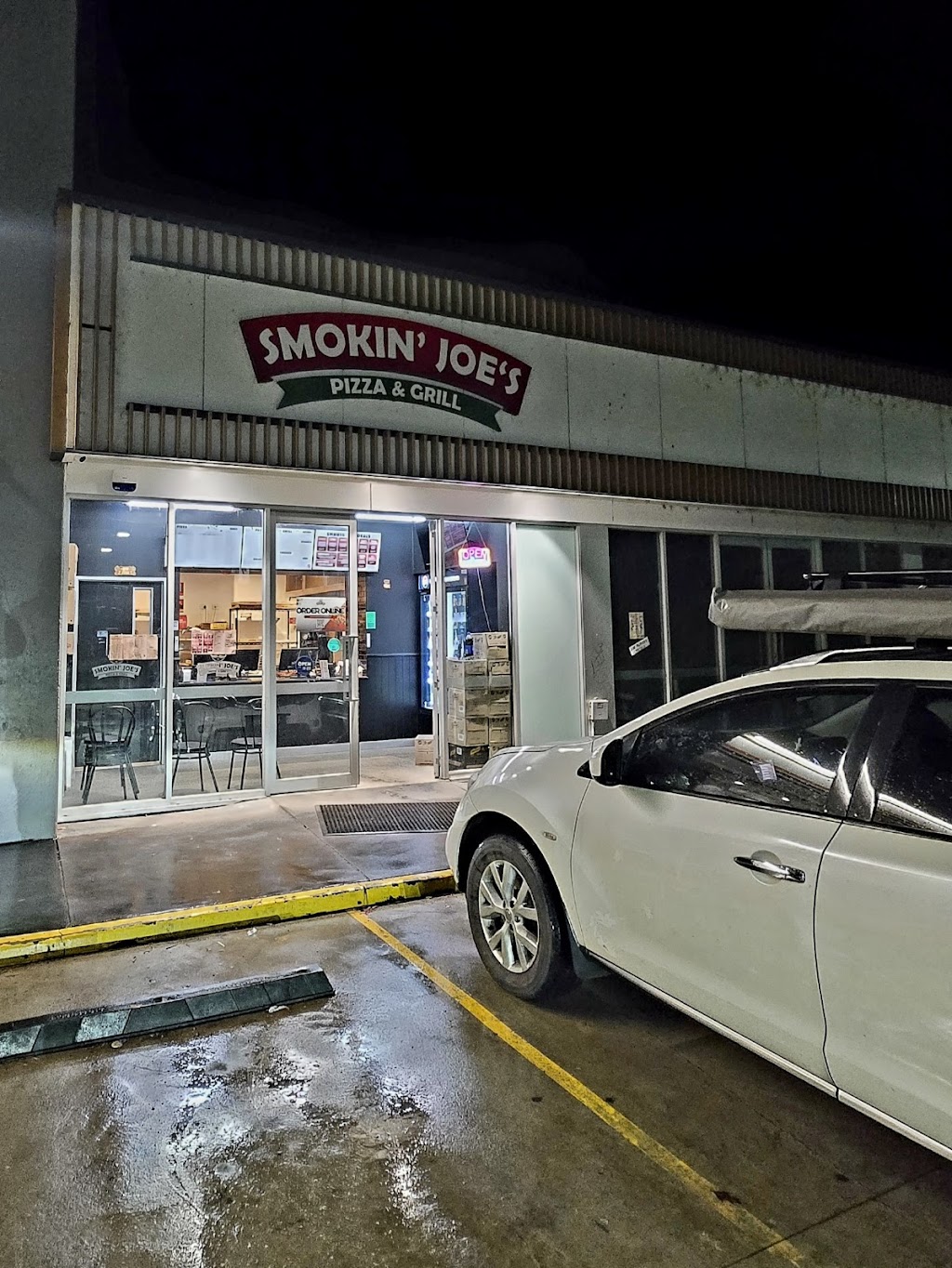 Smokin Joes Pizza & Grill - Healesville | 17-25 Maroondah Hwy, Healesville VIC 3777, Australia | Phone: (03) 5907 2068