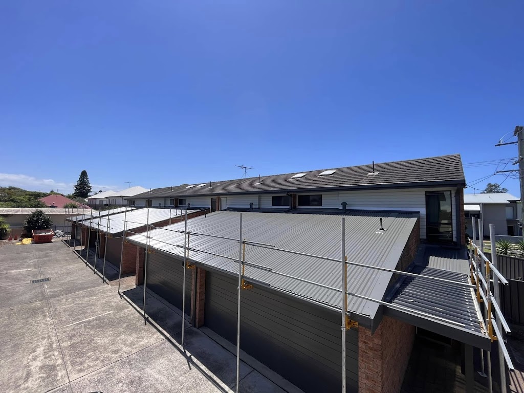 Spark Roofing & Guttering PTY LTD | 52 Pacific Cres, Ashtonfield NSW 2323, Australia | Phone: 0481 248 975