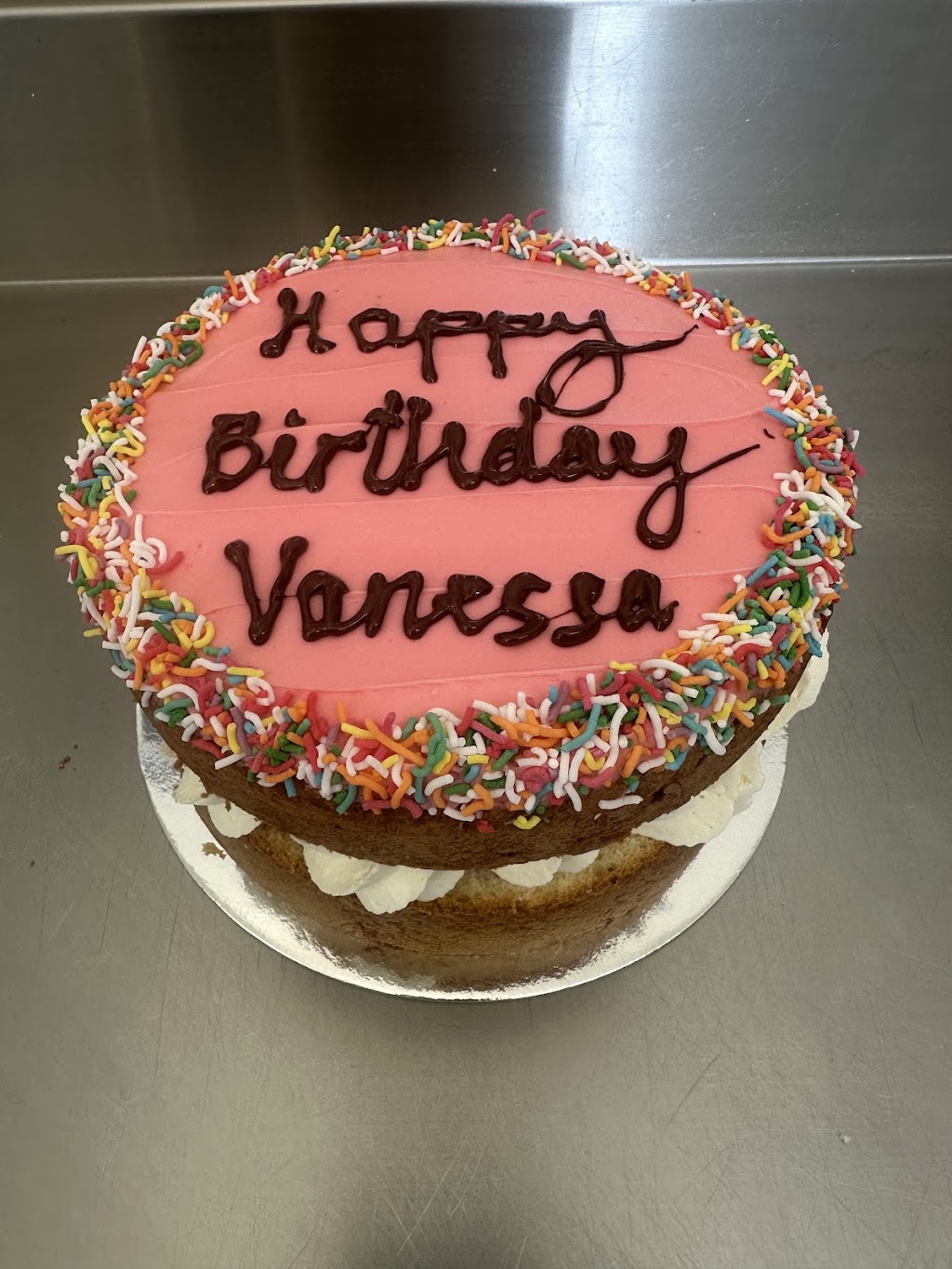 Erringhi Bakehouse - Clarence Town Bakery | 64 Grey St, Clarence Town NSW 2321, Australia | Phone: 0435 657 571