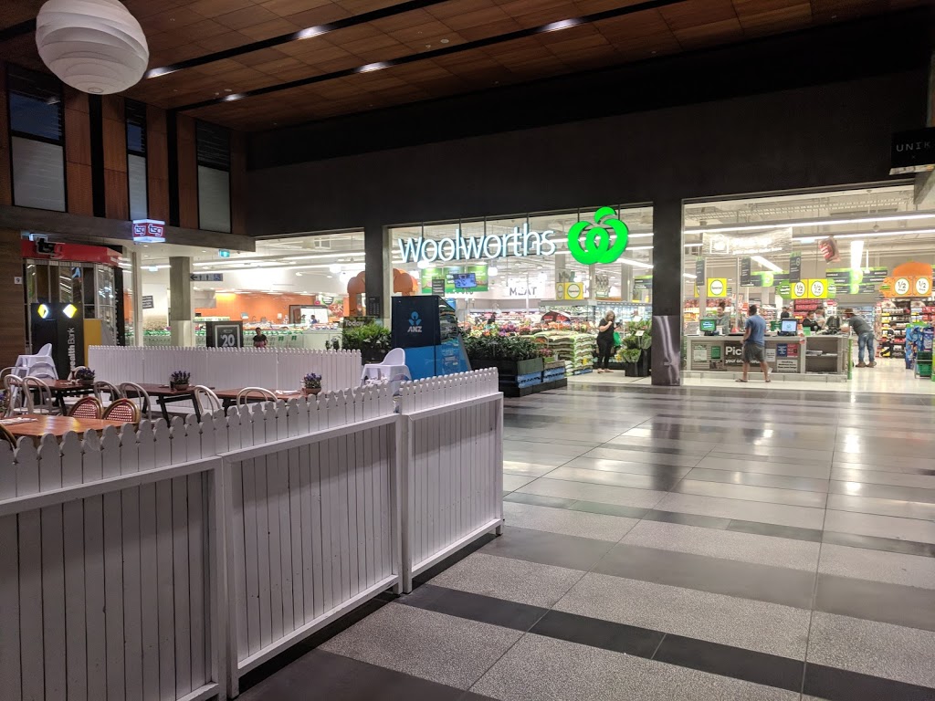 Woolworths Featherbrook | supermarket | Sneydes Rd, Point Cook VIC 3030, Australia | 0383533102 OR +61 3 8353 3102