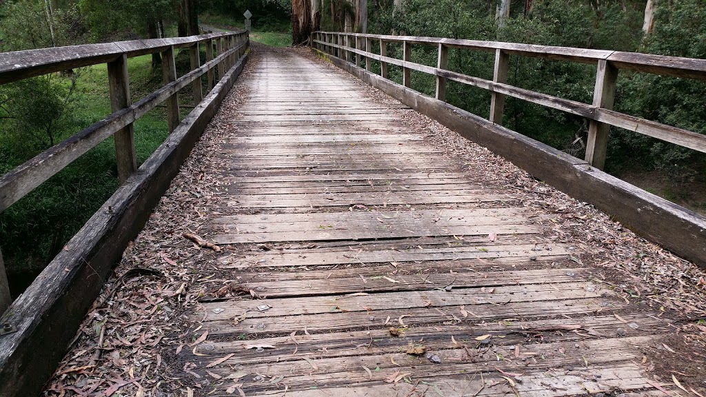 King Track Bridge | park | 35 King Track, Chapple Vale VIC 3239, Australia