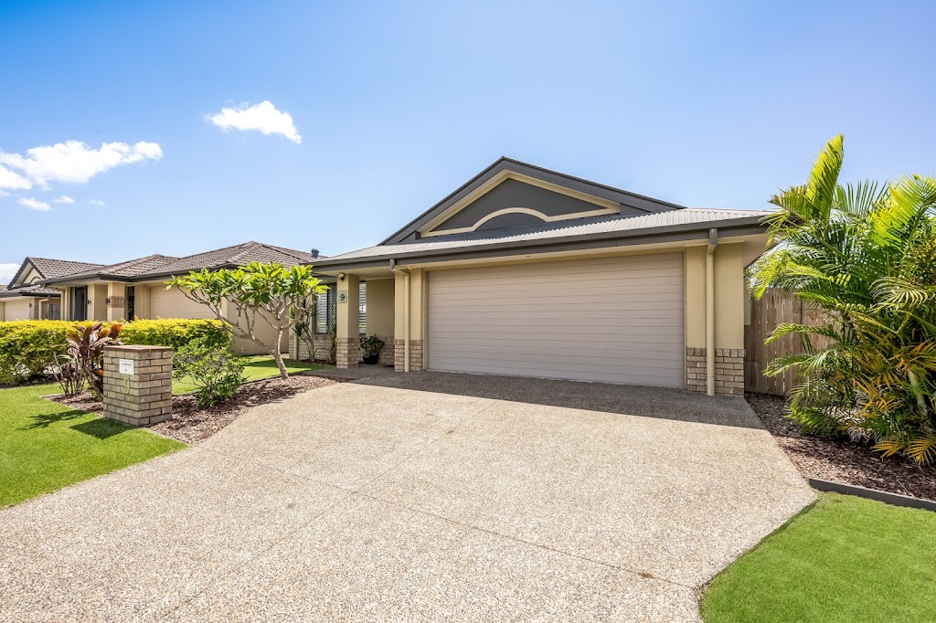 Melissa Mitchell Property | 20 Blue Beach Blvd, Haliday Bay QLD 4740, Australia | Phone: (07) 4863 1575