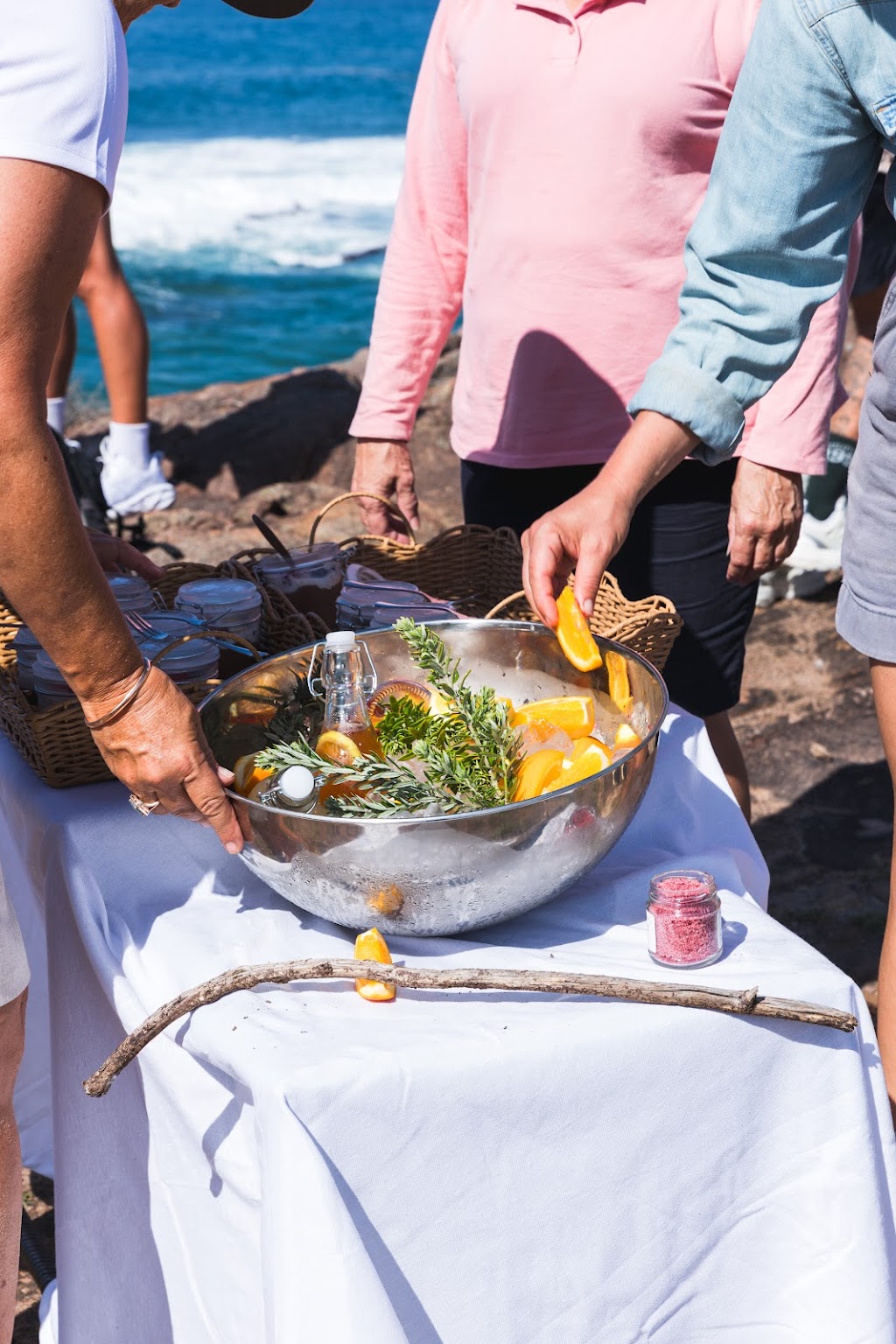 Wild Light Experiences | Shoal Bay Rd, Nelson Bay NSW 2315, Australia | Phone: 0411 697 202