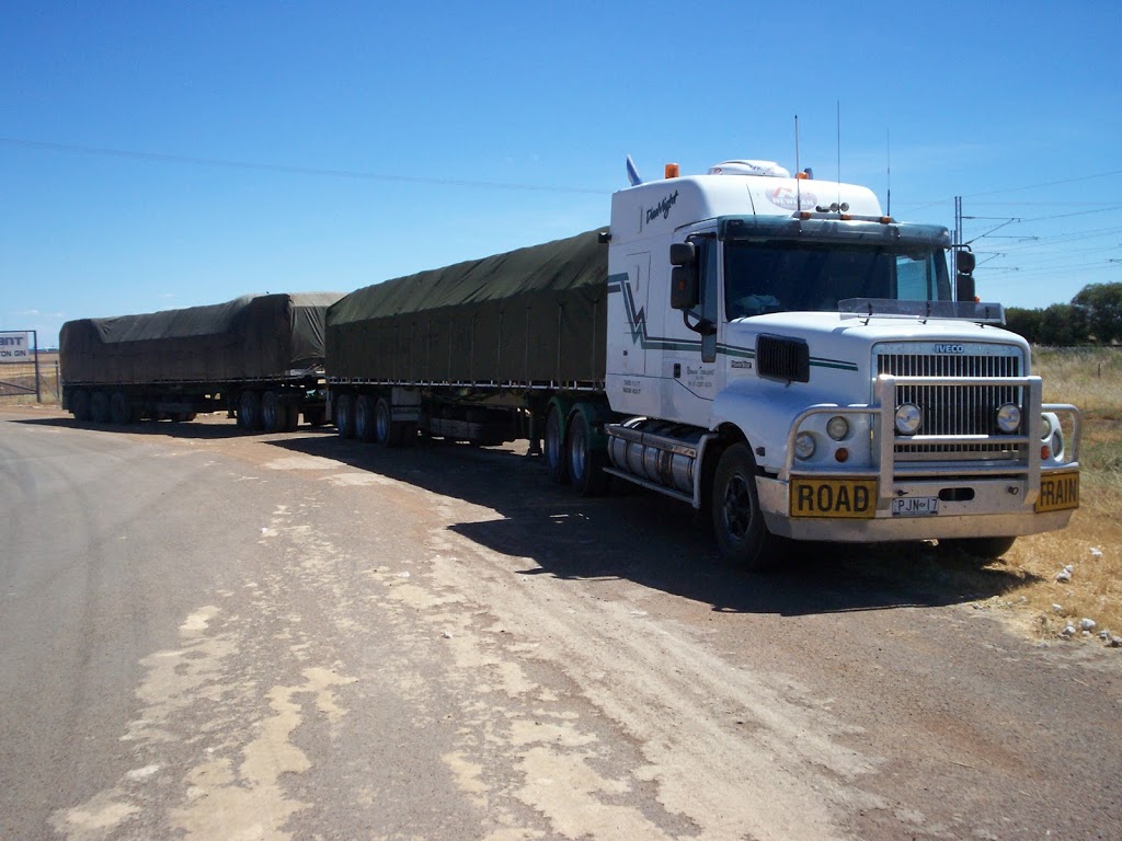 Newman Transport | 229 Eaton Ln, Stony Creek QLD 4514, Australia | Phone: (07) 5422 5500