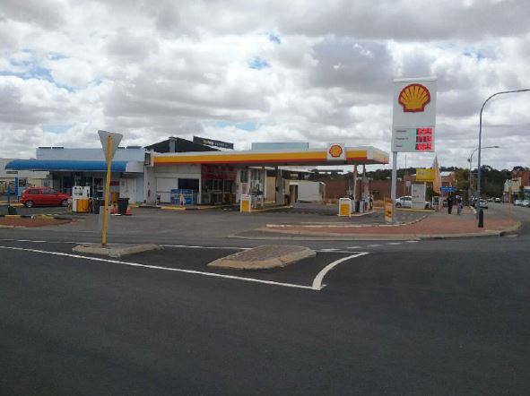 Shell River Rooster | gas station | 44 Egerton St, Narrogin WA 6312, Australia | 0898812772 OR +61 8 9881 2772