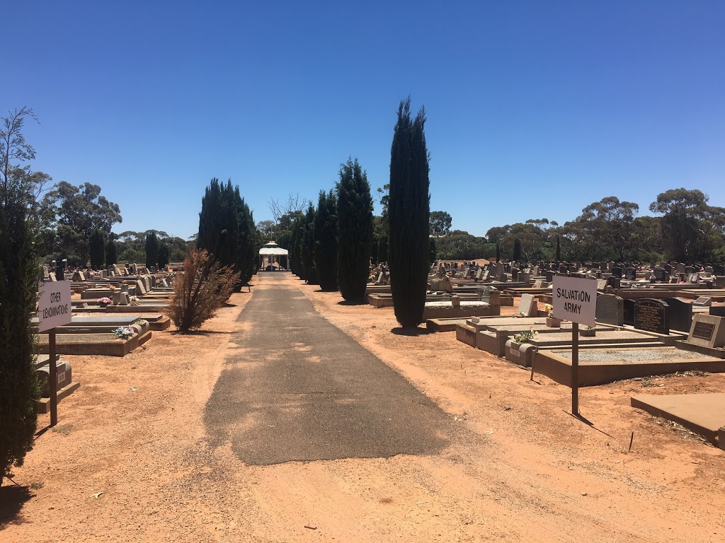 Red Cliffs Pioneer Cemetery | cemetery | 161 Lowan Ave, Red Cliffs VIC 3496, Australia