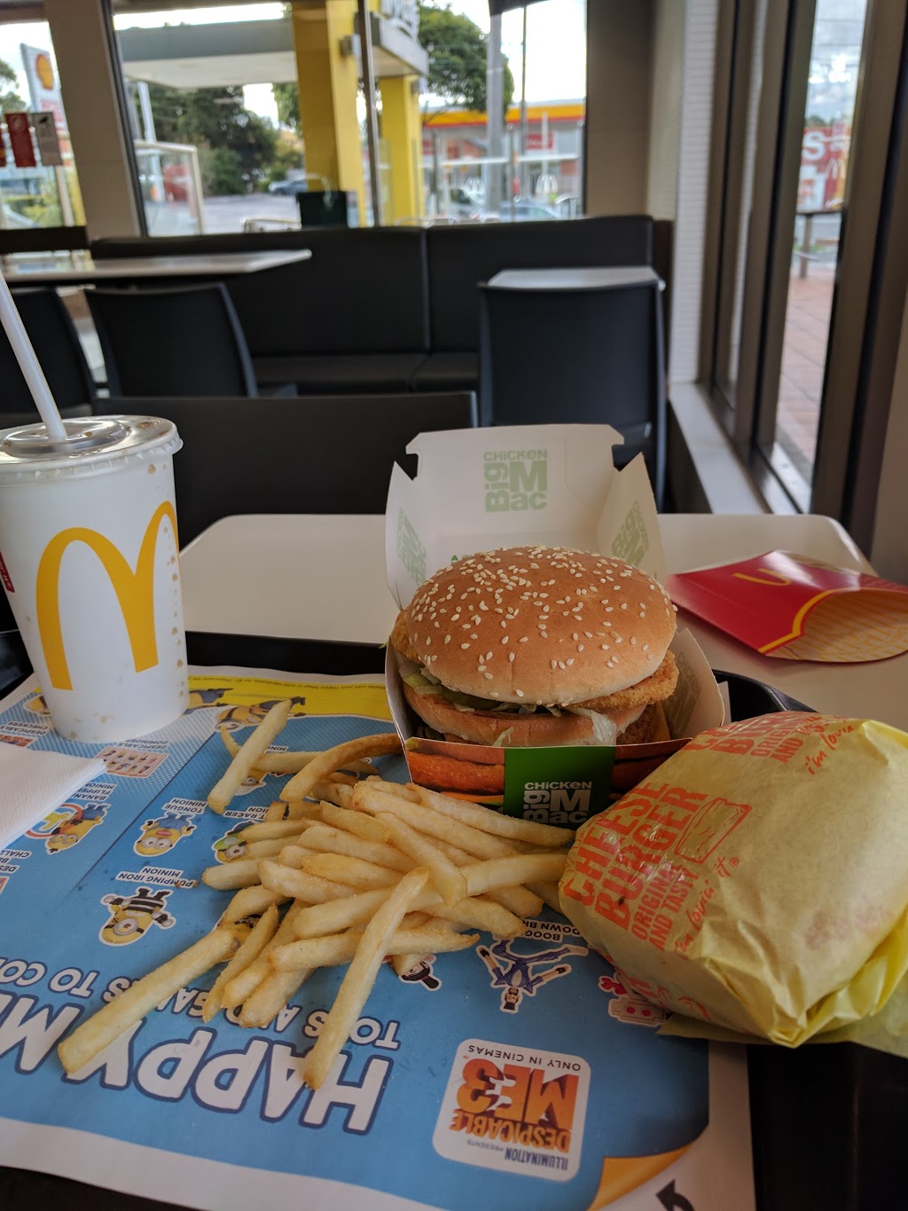 McDonalds Burwood | Burwood Hwy &, Scott Grove, Burwood VIC 3125, Australia | Phone: (03) 9808 2235