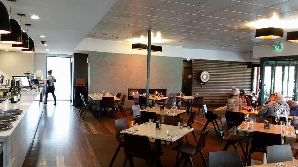 The Deck Bar & Bistro | restaurant | 23 Cook St, Flinders VIC 3929, Australia | 0359890201 OR +61 3 5989 0201