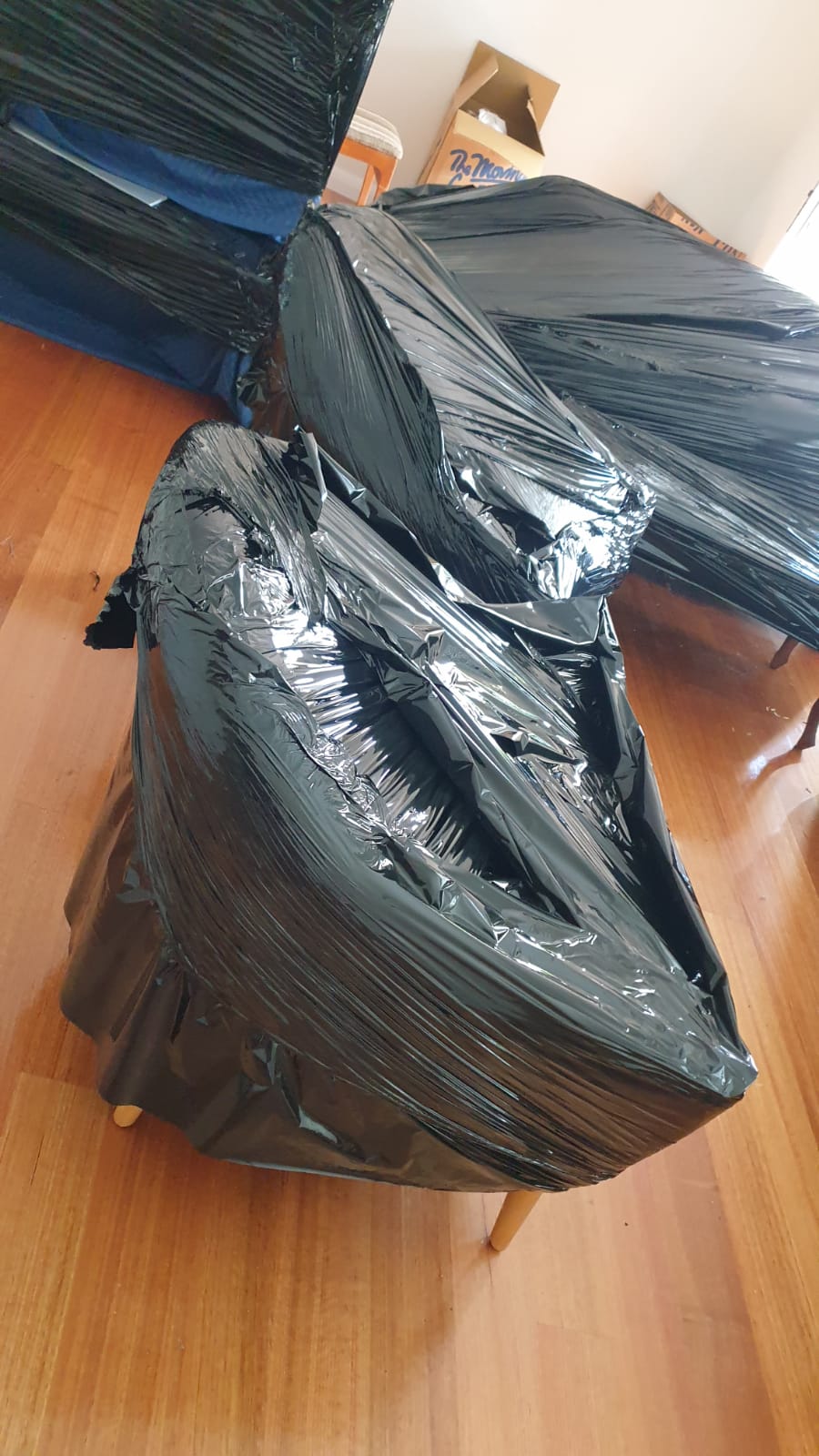 LAWRENCE REMOVALS | 500 Moss Vale Rd, Bowral NSW 2576, Australia | Phone: (02) 8764 7000