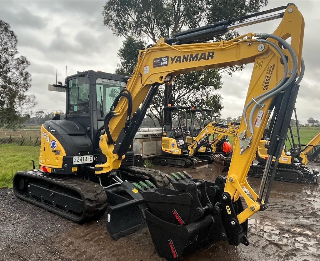 DLM Plant Hire | 9A Dickson Rd, Leppington NSW 2179, Australia | Phone: 1300 444 356