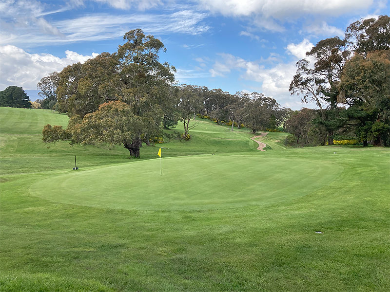 Woodend Golf Club | 127 High St, Woodend VIC 3442, Australia | Phone: (03) 5427 2261