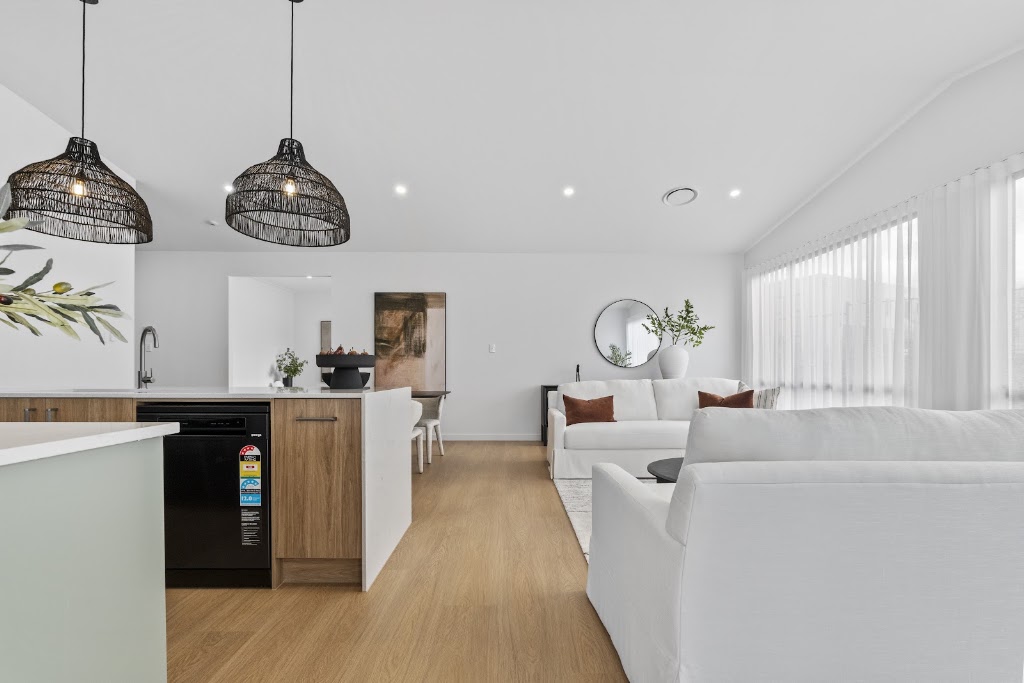 Bella QLD Properties Morayfield | 67 Morinda Cct, Morayfield QLD 4506, Australia | Phone: 0447 778 831