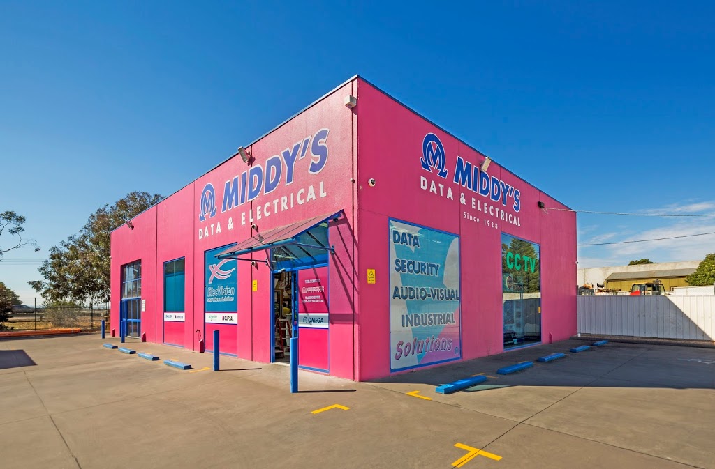 Middys Craigieburn | M, 26-28 Potter St, Craigieburn VIC 3064, Australia | Phone: (03) 9305 7199