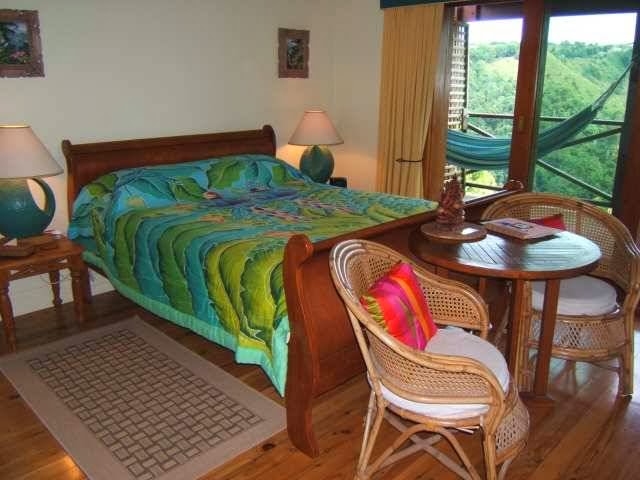 Maleny Tropical Retreat | lodging | 540 Maleny - Montville Rd, Maleny QLD 4552, Australia | 0754352113 OR +61 7 5435 2113