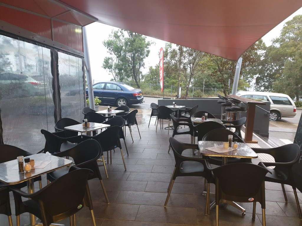 Southern Smoke Cafe and Catering | Shop 3/58 Victory Parade, Toronto NSW 2283, Australia | Phone: 0481 212 711