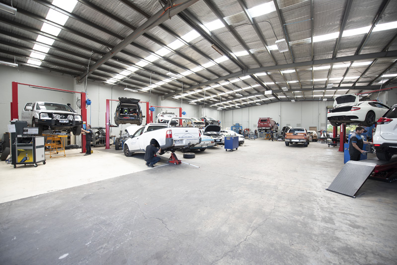 AMR Workshop | car repair | Melbourne, 11 Hinkler Rd, Mordialloc VIC 3195, Australia | 0395800484 OR +61 3 9580 0484