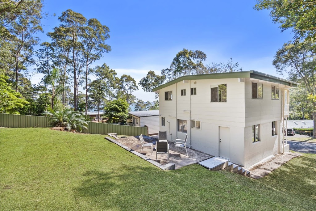 The Loft at Long Beach NSW | 64 Fauna Ave, Long Beach NSW 2536, Australia | Phone: 0423 348 185