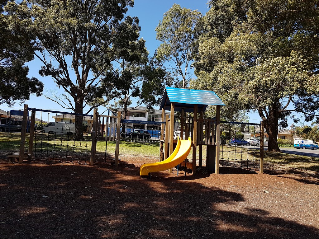 Evatt Park | park | 23A Basil Rd, Bexley NSW 2207, Australia