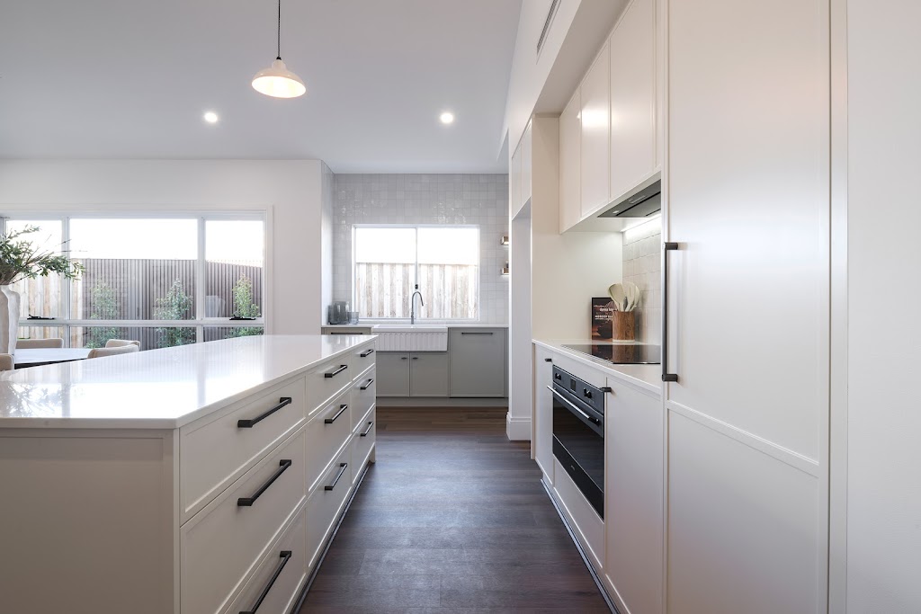 Brolen Homes - Menangle Park Display Homes | 24 Saintly St, Menangle Park NSW 2563, Australia | Phone: 0419 448 550