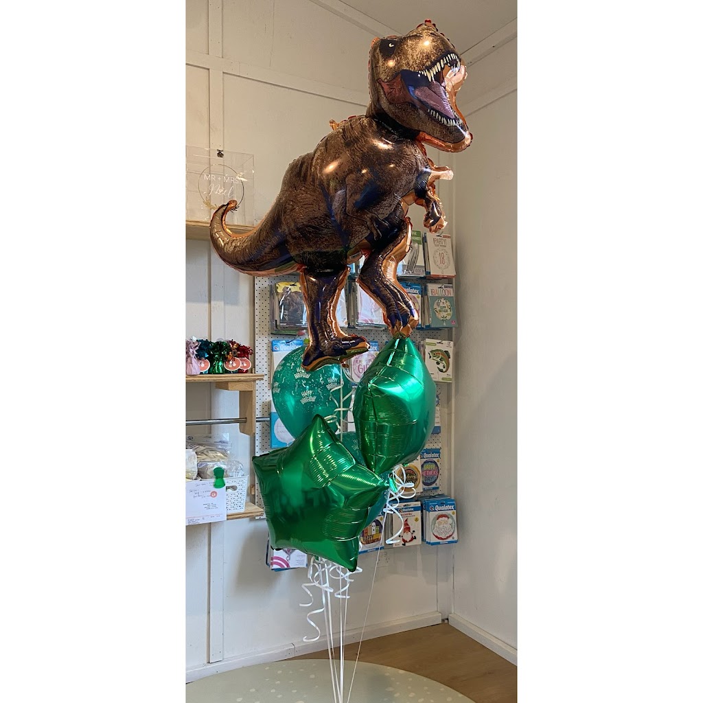 Balloons by B | Newlyn Reservoir Rd, Newlyn North VIC 3364, Australia | Phone: 0421 235 166