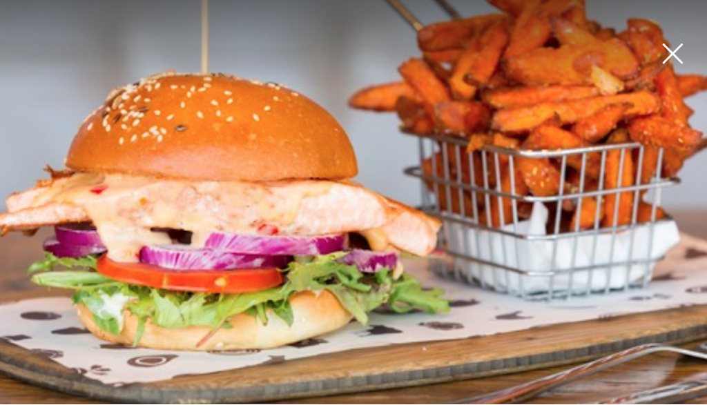 The Burger Lounge | meal takeaway | 902 Main Rd, Eltham VIC 3095, Australia | 0394314500 OR +61 3 9431 4500