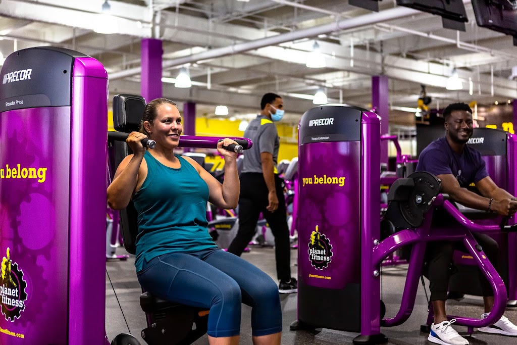 Planet Fitness | 143 Hammond Ave, Wagga Wagga NSW 2650, Australia | Phone: (02) 5938 2855