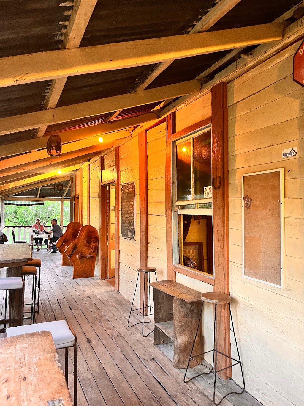 Bowen River Hotel | 41 Mount Wyatt Rd, Mount Wyatt QLD 4804, Australia | Phone: 0499 033 746