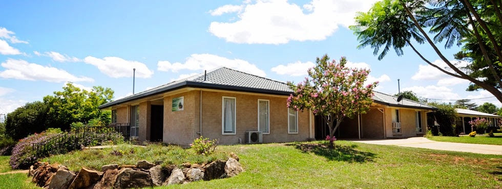 Foxborough Serviced Apartments | lodging | 11 Daniel Keane Cres, Gunnedah NSW 2380, Australia | 0428438030 OR +61 428 438 030