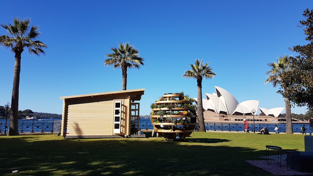 Roundabout THE House | 96-98 Bowral Rd, Mittagong NSW 2575, Australia | Phone: (02) 4872 2866