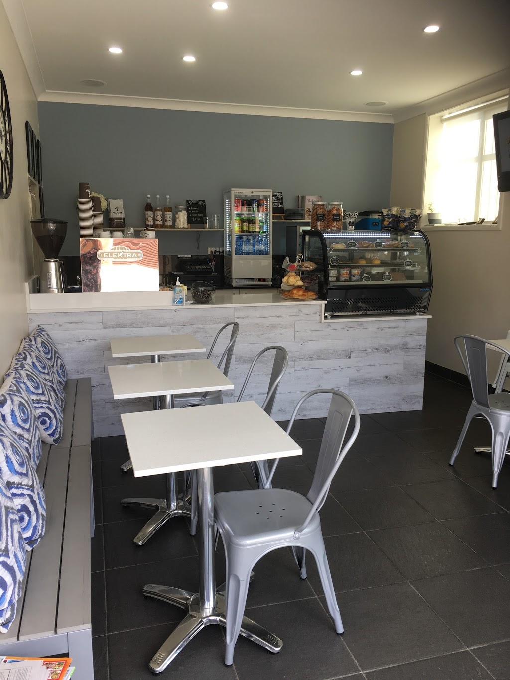 @ the cafe | cafe | 1A/296 Kingsgrove Rd, Kingsgrove NSW 2208, Australia | 0426105591 OR +61 426 105 591