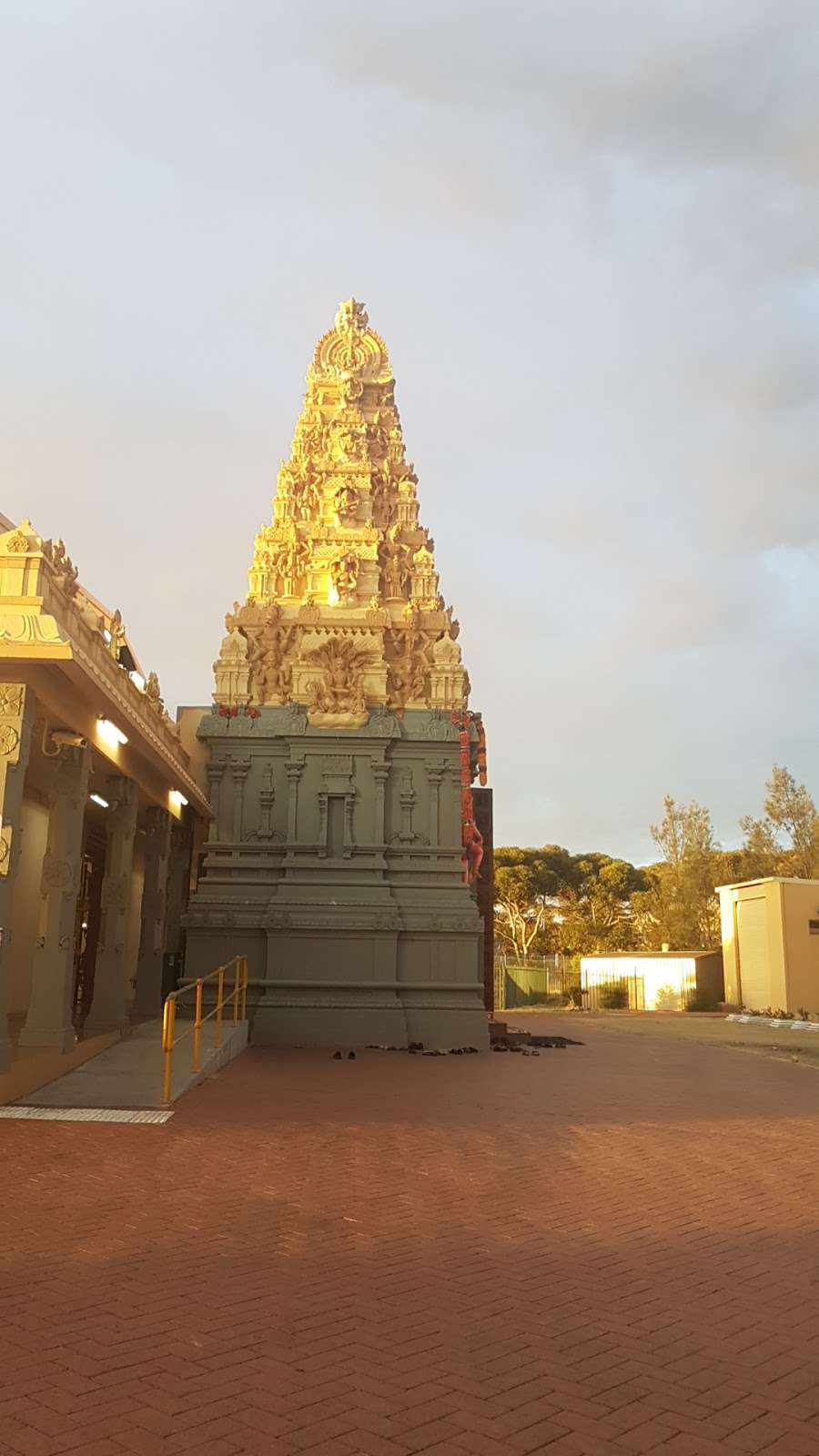 Perth Hindu Temple | hindu temple | 269 Warton Rd, Canning Vale WA 6155, Australia | 0894552097 OR +61 8 9455 2097