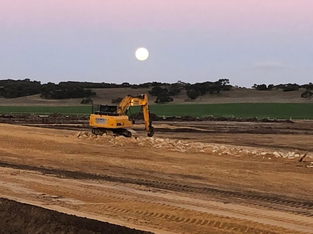 Mark Candy Earthmoving Pty Ltd | 135 Martin Rd, Mannum SA 5254, Australia | Phone: 0419 584 525