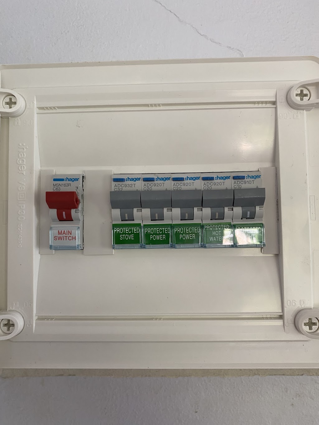 C.Lewis Electrical Services | 276 Woronora Rd, Engadine NSW 2233, Australia | Phone: 0403 968 312