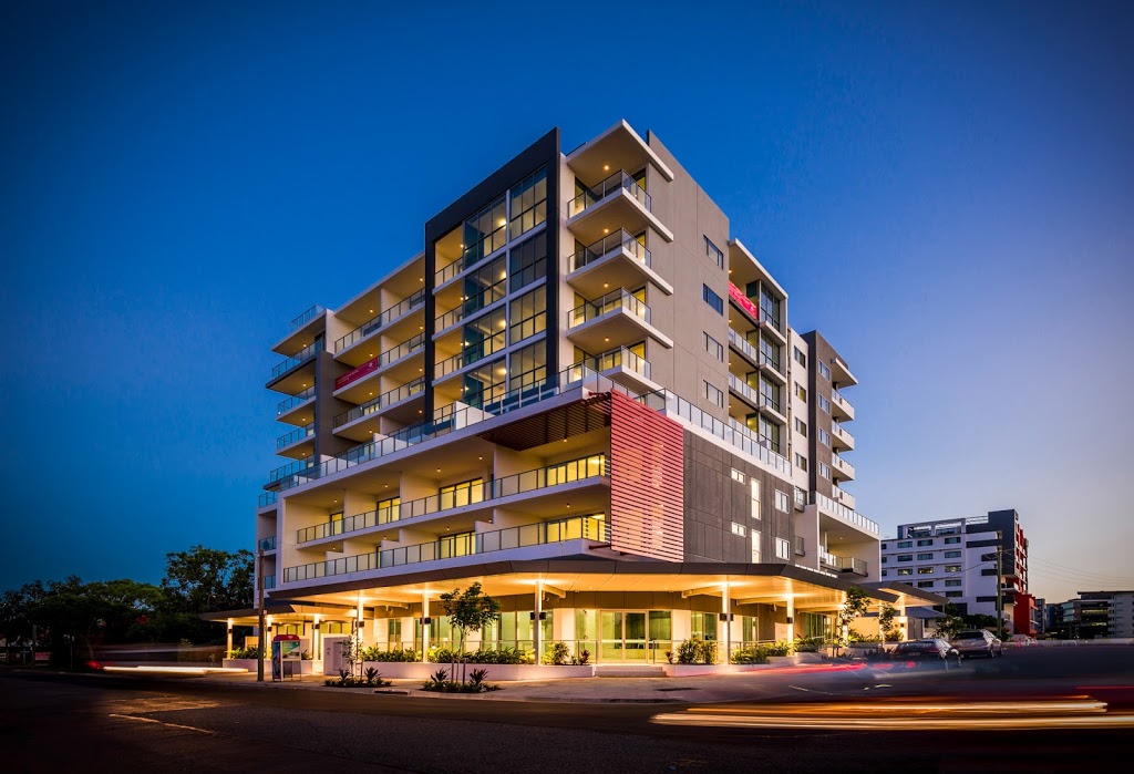 Rix Ryan Photography | 7 Deauville Dr, Southport QLD 4215, Australia | Phone: 0411 649 249
