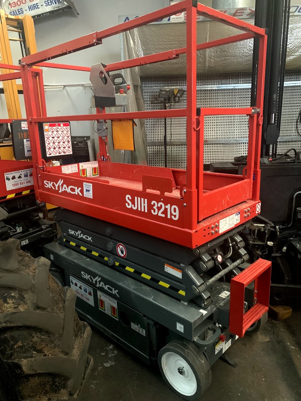 Minchinbury Forklifts | 3/8 Purdy St, Minchinbury NSW 2770, Australia | Phone: 1300 883 500