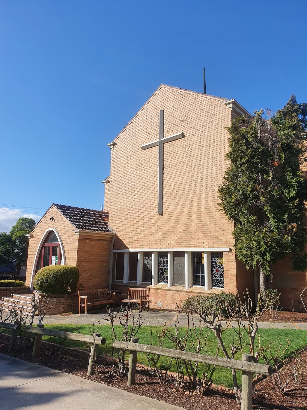 St Augustines Anglican Church - A StHils Network Church | church | 36 Bundoran Parade, Mont Albert North VIC 3129, Australia | 0398167100 OR +61 3 9816 7100