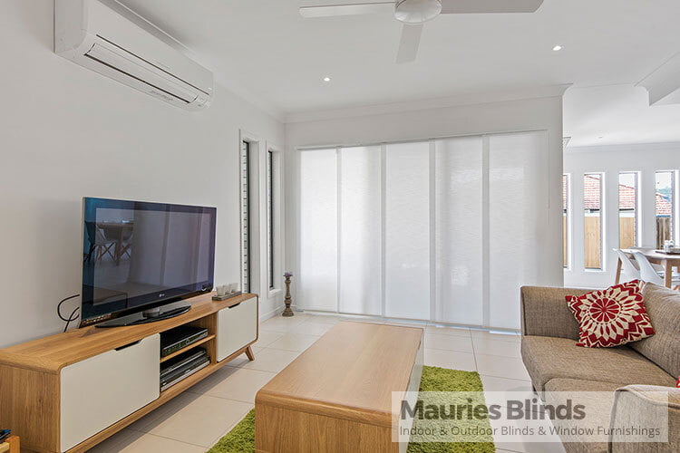 Mauries Blinds | 17 Goombungee Rd, Kingsthorpe QLD 4400, Australia | Phone: 0408 728 889