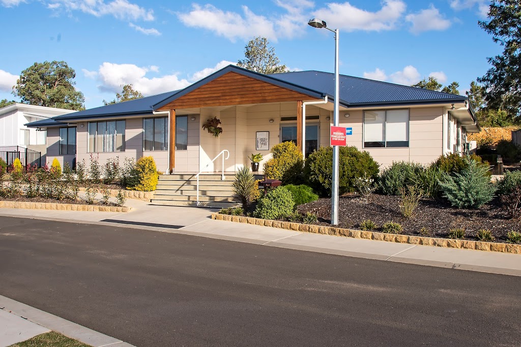 Oak Tree Retirement Village Warwick | 12 Oleary St, Warwick QLD 4370, Australia | Phone: 0438 416 271