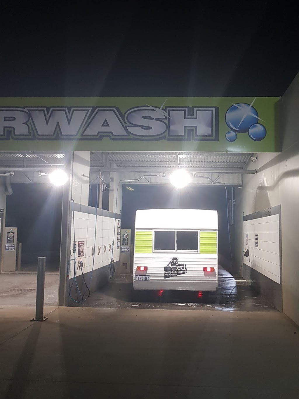 KaBling Carwash | 61 Cook St, Busselton WA 6280, Australia | Phone: (08) 9754 3006