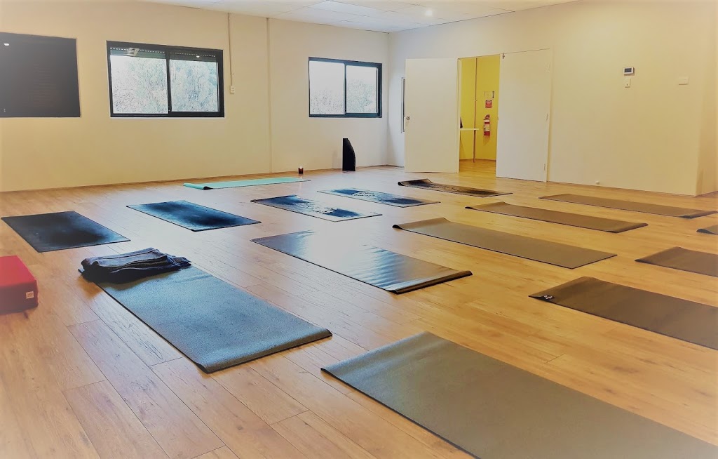 Wise Moves Yoga | gym | 1/22 Galbraith Loop, Erskine WA 6210, Australia | 0423581329 OR +61 423 581 329